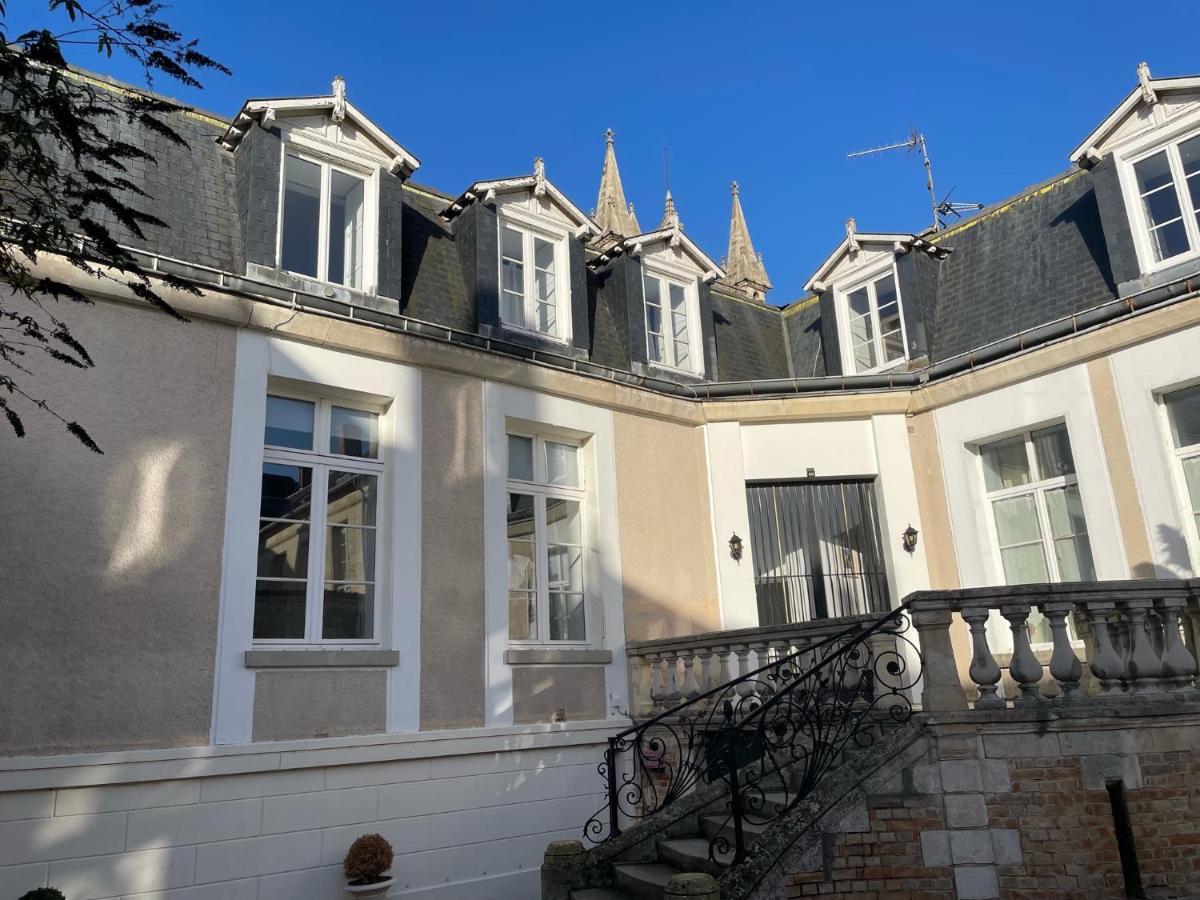 Les Hotes D'Eloise Laon Buitenkant foto