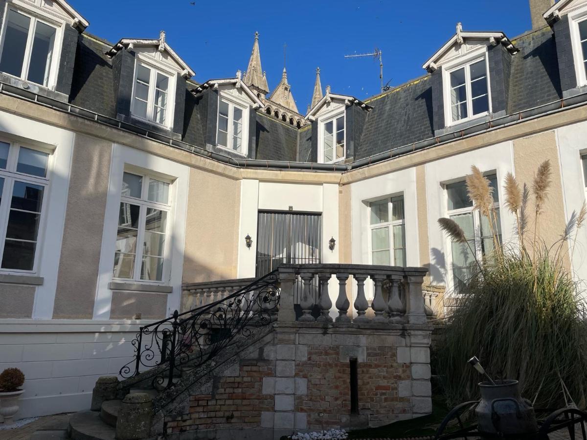 Les Hotes D'Eloise Laon Buitenkant foto